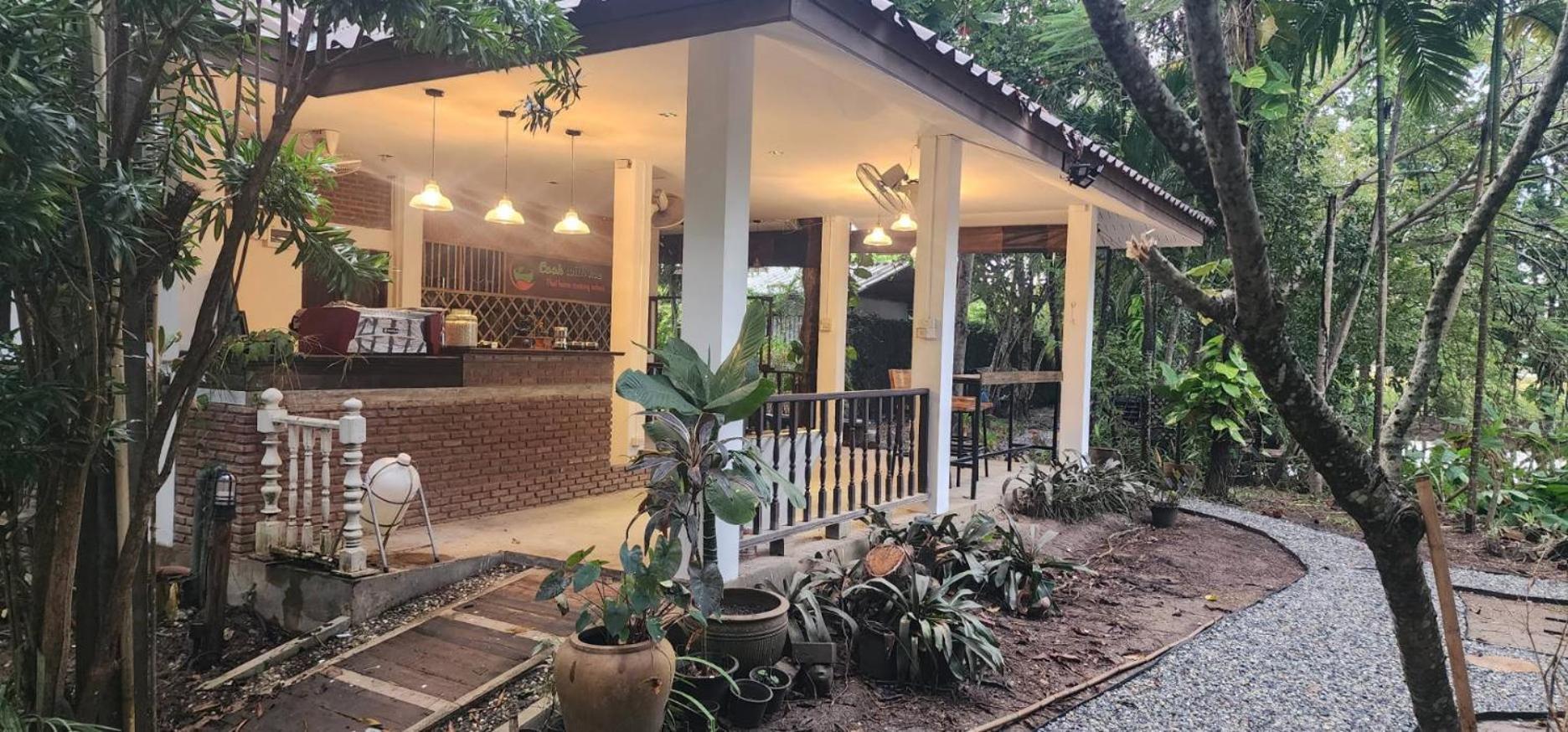 Tung Tong Homestay & Camping Mae Rim Exterior photo